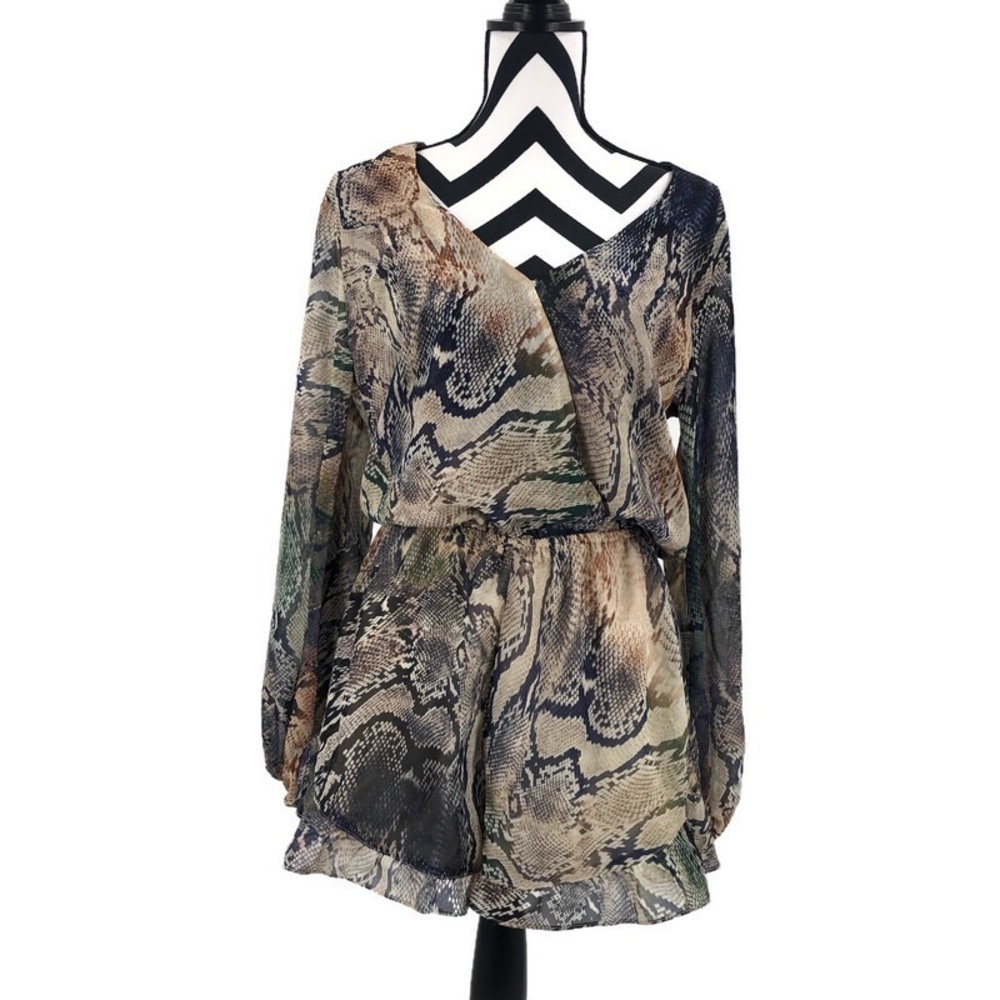 NWT Show Me Your Mumu Snakeskin Rocky Romper Large